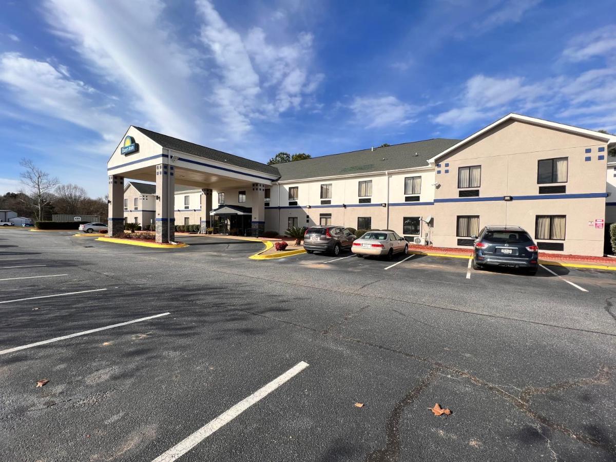 Days Inn By Wyndham Mauldin/Greenville Esterno foto