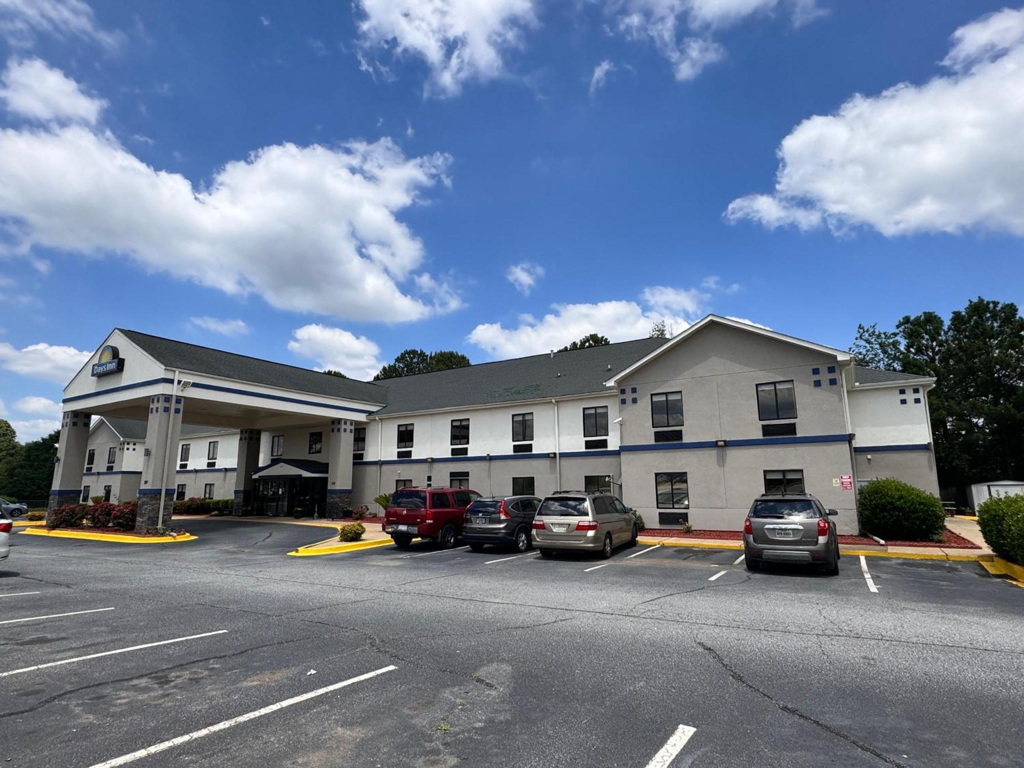 Days Inn By Wyndham Mauldin/Greenville Esterno foto
