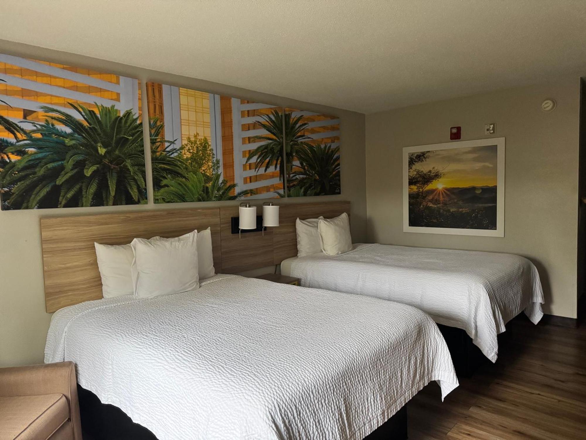Days Inn By Wyndham Mauldin/Greenville Esterno foto