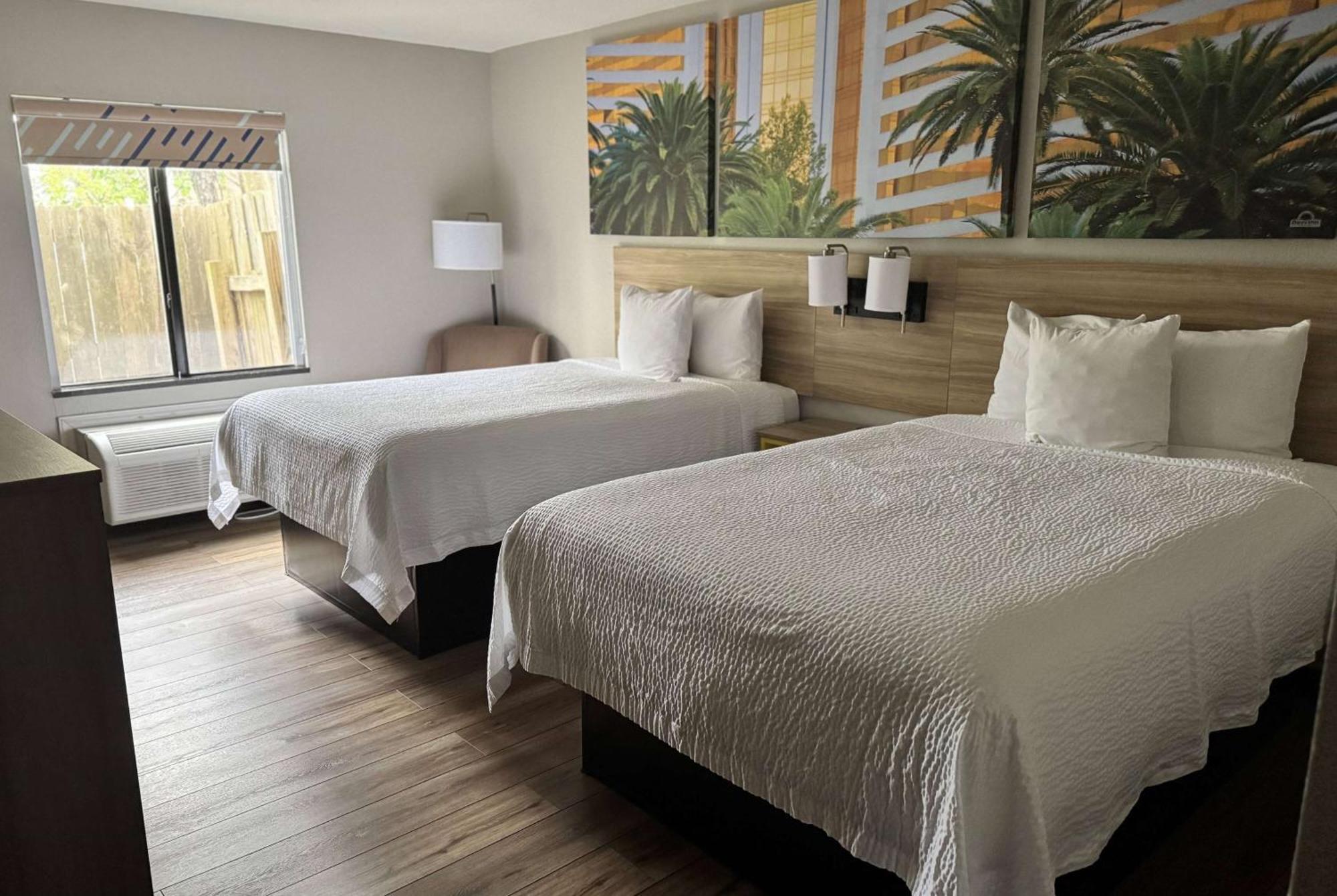 Days Inn By Wyndham Mauldin/Greenville Esterno foto