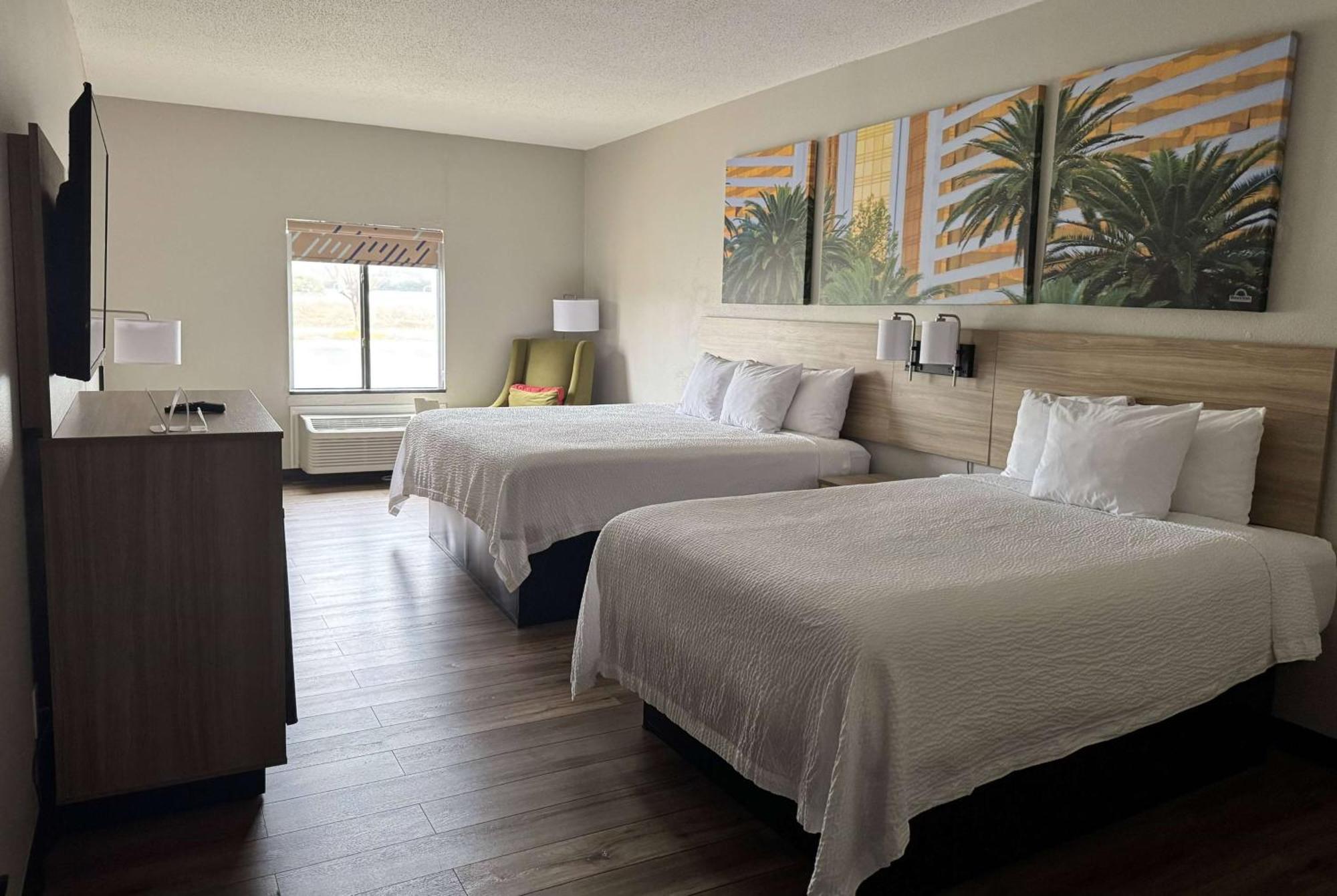 Days Inn By Wyndham Mauldin/Greenville Esterno foto