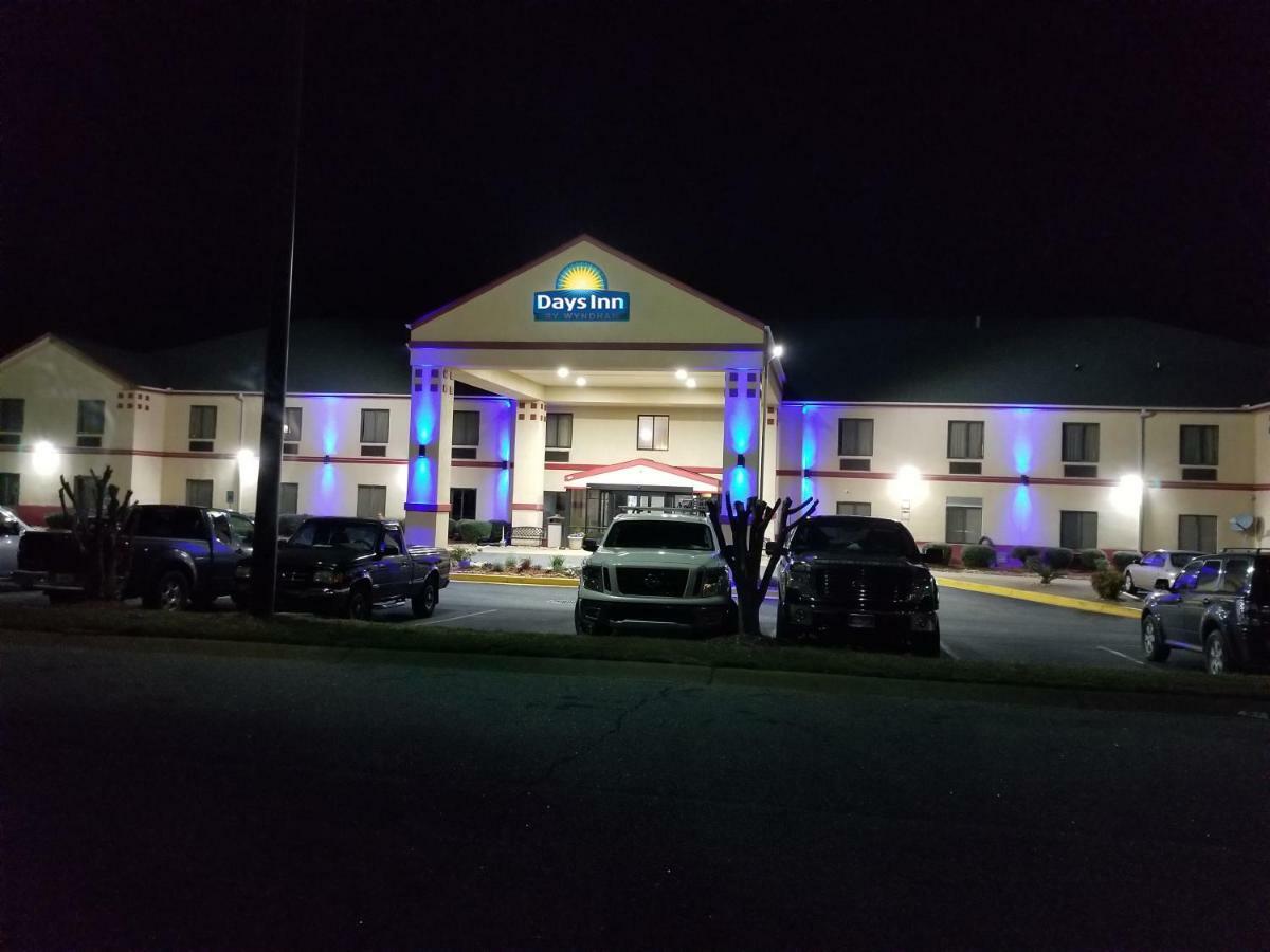 Days Inn By Wyndham Mauldin/Greenville Esterno foto